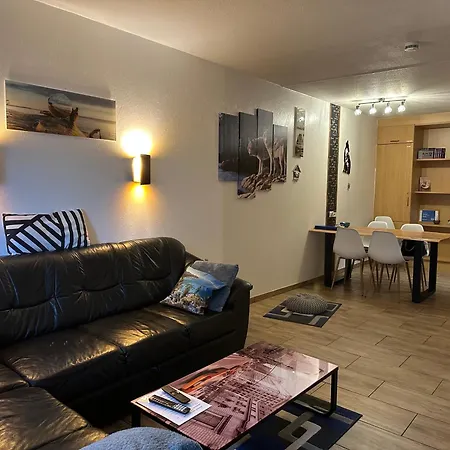 Moderne Und Komfortable Im Hahnenklee 고슬라르